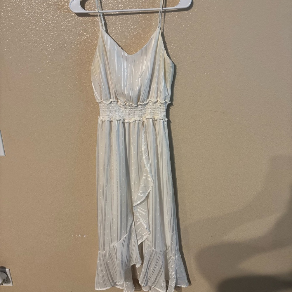 White Sundress Sleeveless Dress